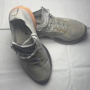 Brooks Levitate 3 1203001B134 Womens US 7 B Running Shoes Gray Purple Sneakers